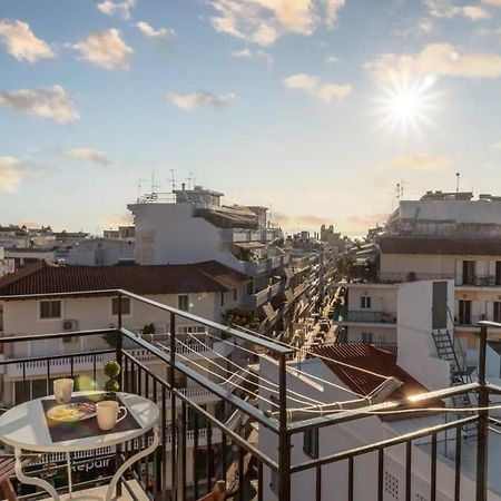 Comfy Central Square Gem With Balcony Apartamento Calamata Exterior foto
